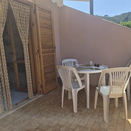 Cala Rossa 44 Appartement Nisporto